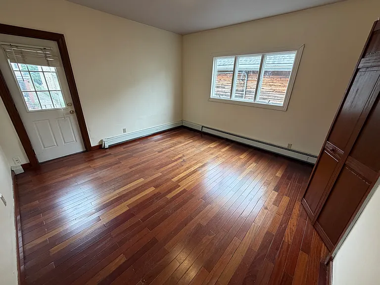 570 Main St #3 — Photo 16