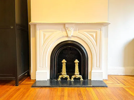 Rented by Bedford Brownstone Realty | media 16