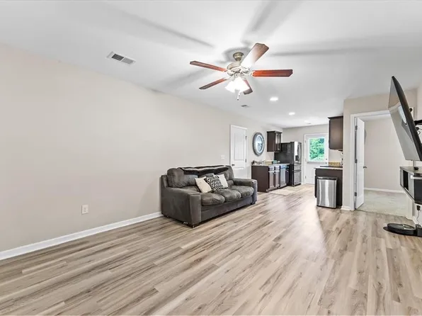 201 Vista Cir, Clemson, SC 29631