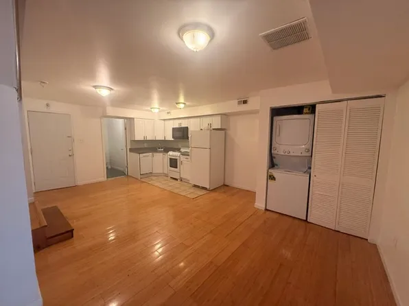 616 S 2nd St #3F, Philadelphia, PA 19147