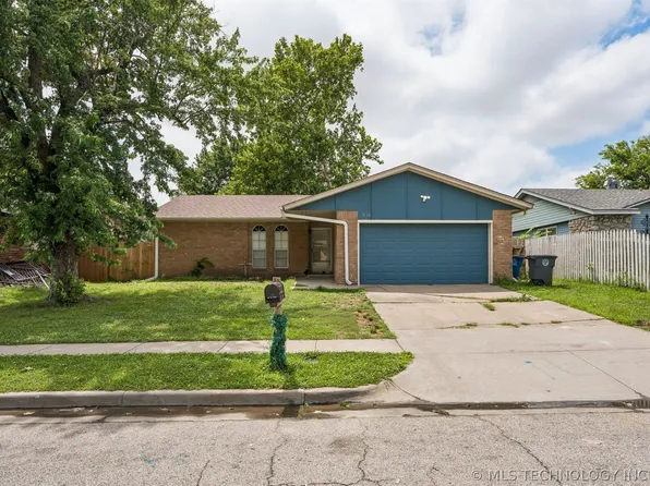 3634 S 106th Pl E, Tulsa, OK 74146
