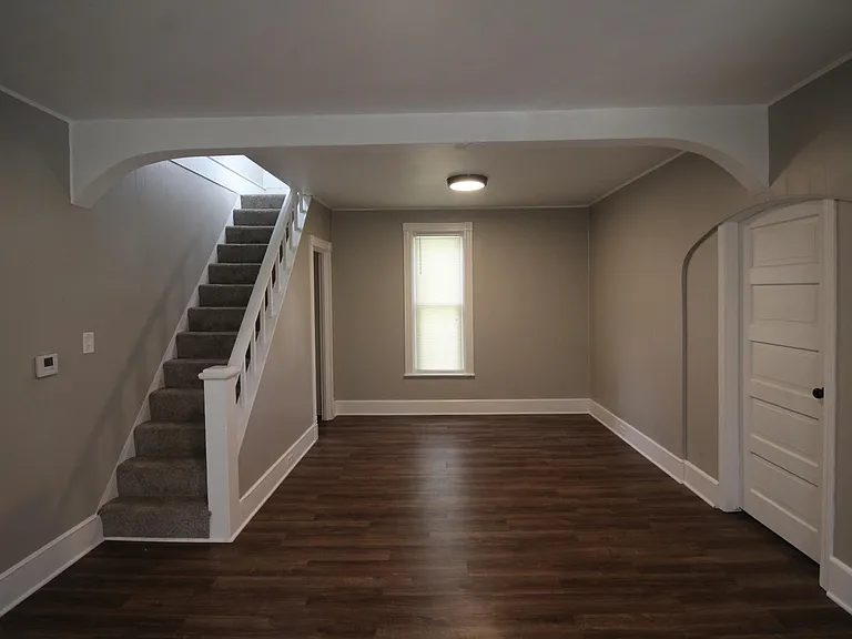 260 Straight Ave SW — Photo 6