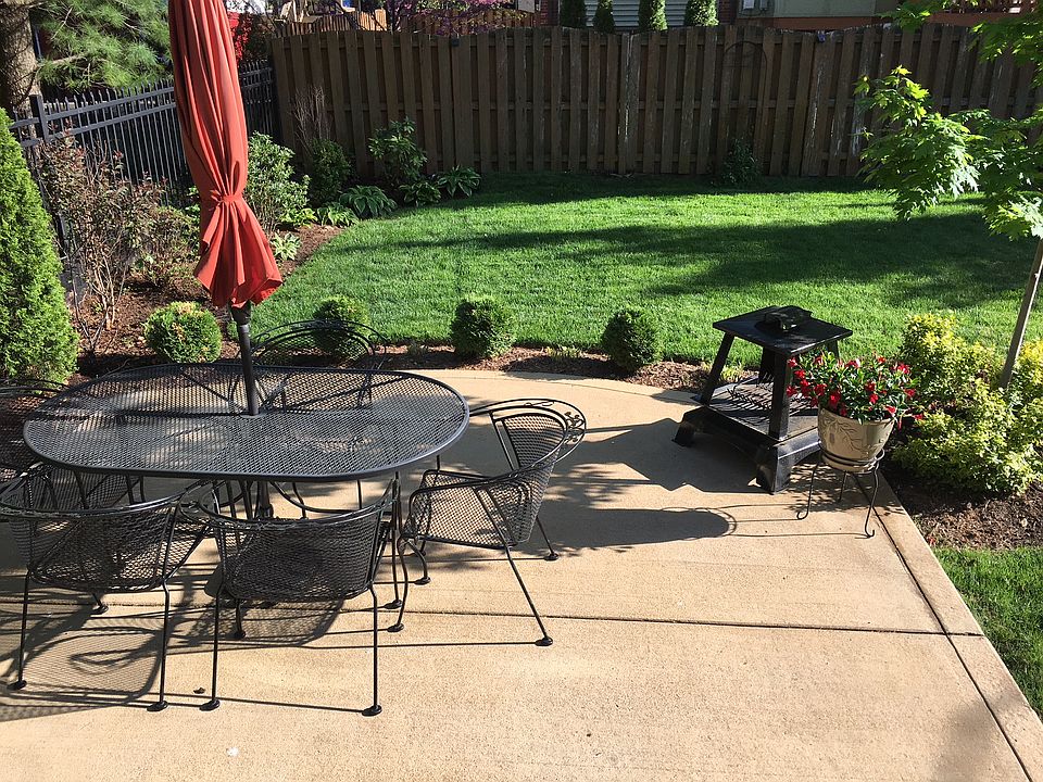 2nd image of 7158 Cambridge Ave