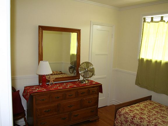 4th image of 10843 Farragut Dr