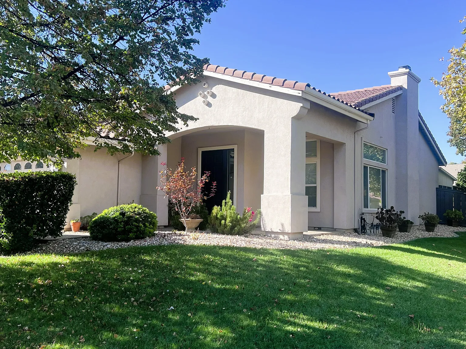 4 bed, 2191 sqft, $3,250 — Photo 3