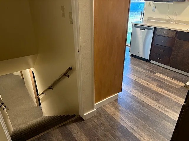 126 Saranac Dr — Photo 27