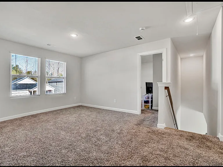 738 Treeline Rd — Photo 6