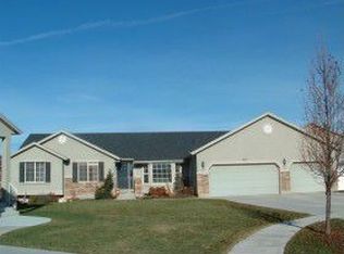 1412 S 375 E, Kaysville, UT 84037