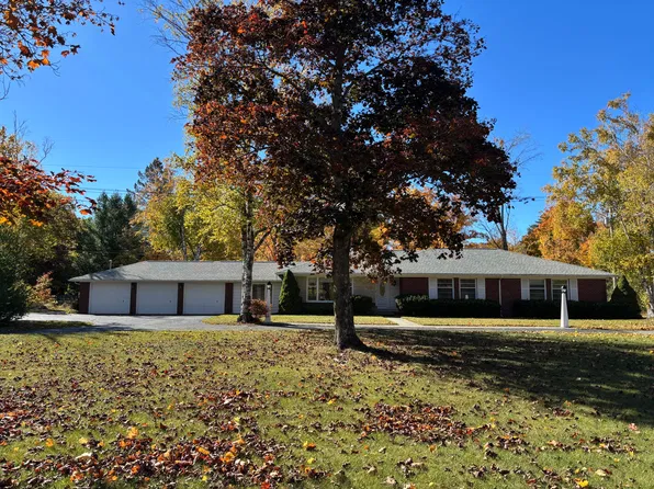 2748 Us Highway 23 N, Rogers City, MI 49779