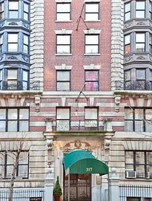 Rented by Douglas Elliman | media 27