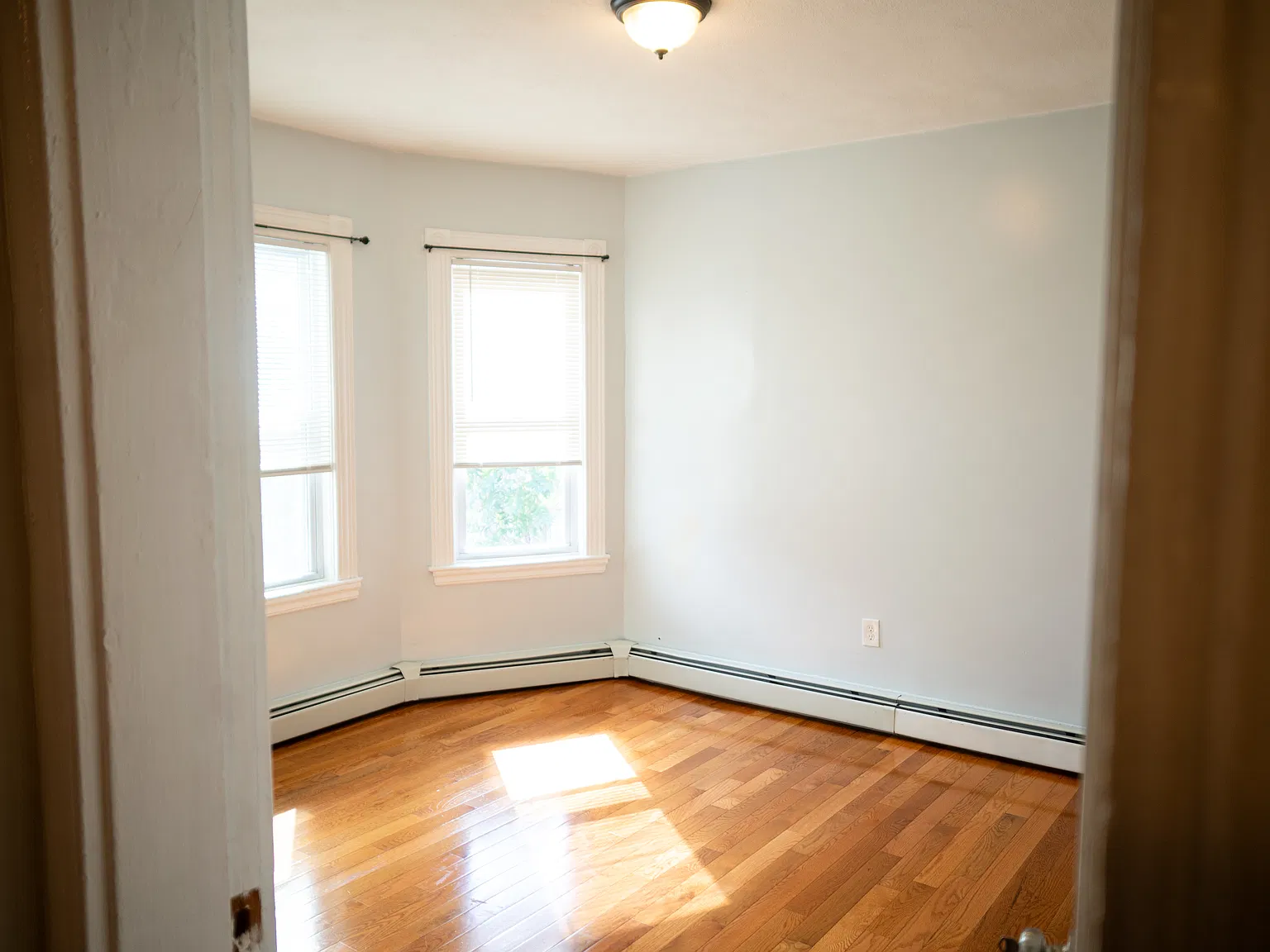 4 bed, 1500 sqft, $3,700 — Photo 4