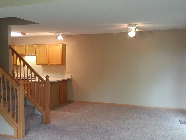 88XX Spring Ln — Photo 4