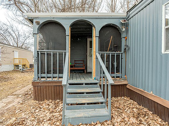 2nd image of 538 Sherwood Ln