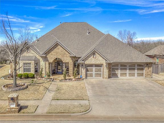 2nd image of 5621 Creekmore Dr