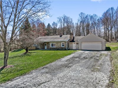 523 Foxwood Rd, Wampum, PA, 16157