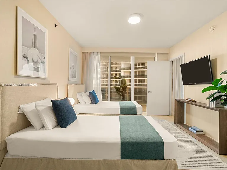 1830 S Ocean Dr #2306 — Photo 18