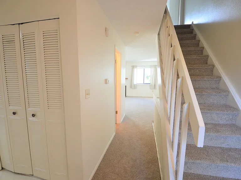 2027 Gyros Cir — Photo 3