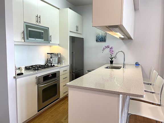 4th image of 130 Beach 119th St #4A