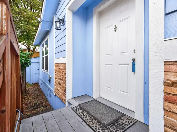 24 Leisure Park Circle, Santa Rosa, CA 95401