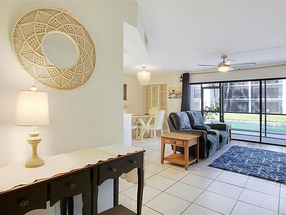 3rd image of 1605 S Us Highway 1 APT A107