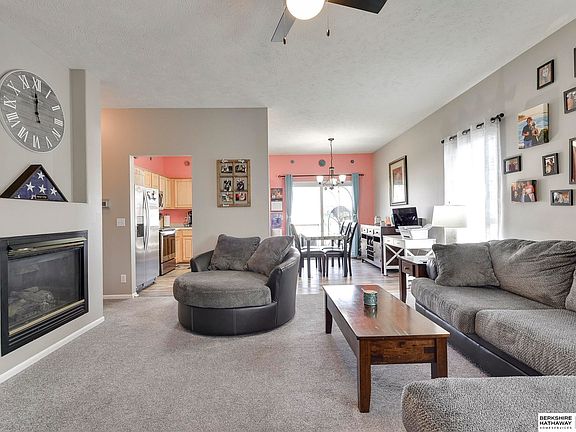 4th image of 15416 Camden Ave