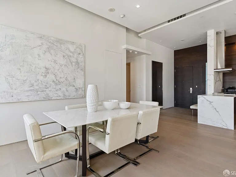 690 Market St #1704 — Photo 13