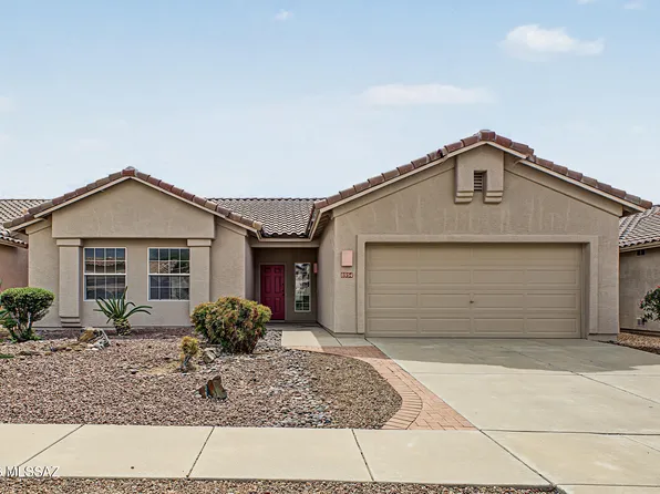 8954 N Upper Bluffs Dr, Tucson, AZ 85742