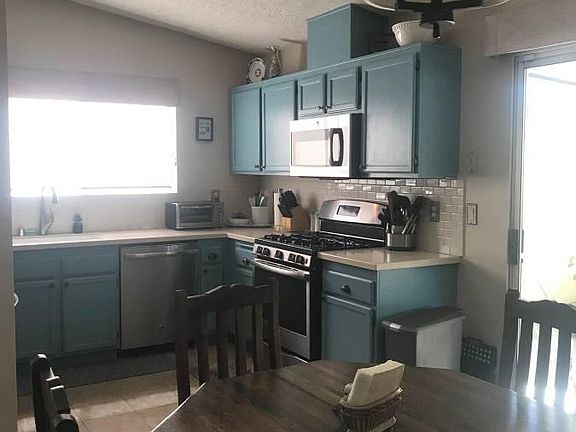 4th image of 431 E Playa Blanca St
