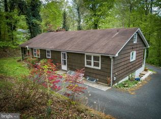 2976 Flowing Springs Rd, Spring City, PA 19475
