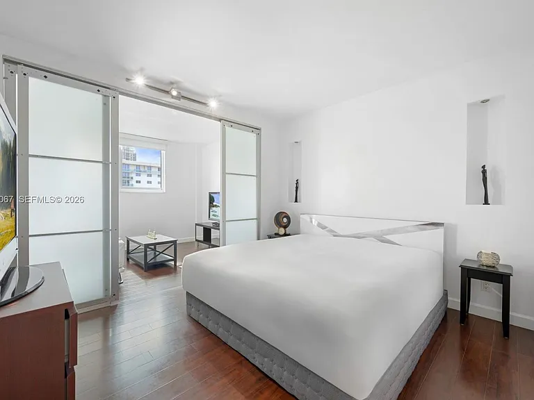 19380 Collins Ave #1211 — Photo 12