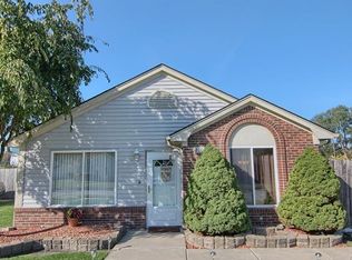 21679 Sunset Ave, Warren, MI 48091