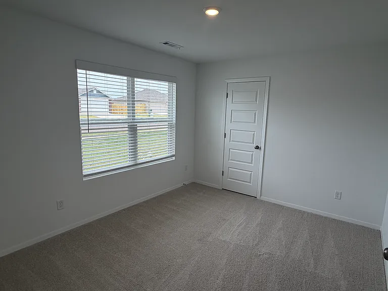 2708 Major St — Photo 12