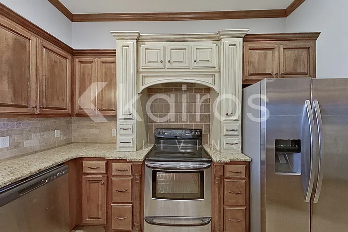 11728 SW 18th St — Photo 5