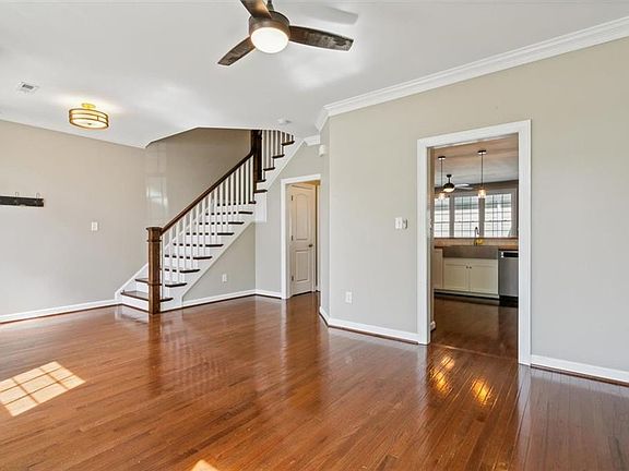 5th image of 105 Peyton Randolph Drive