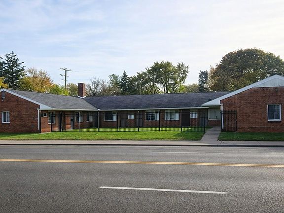 2nd image of 12927 Plymouth Rd