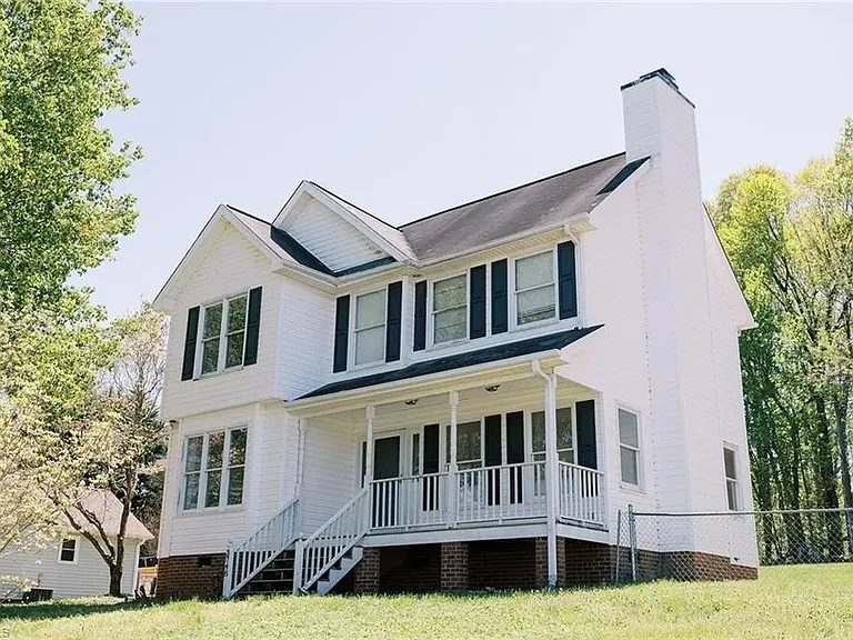 3748 Signet Dr — Photo 1