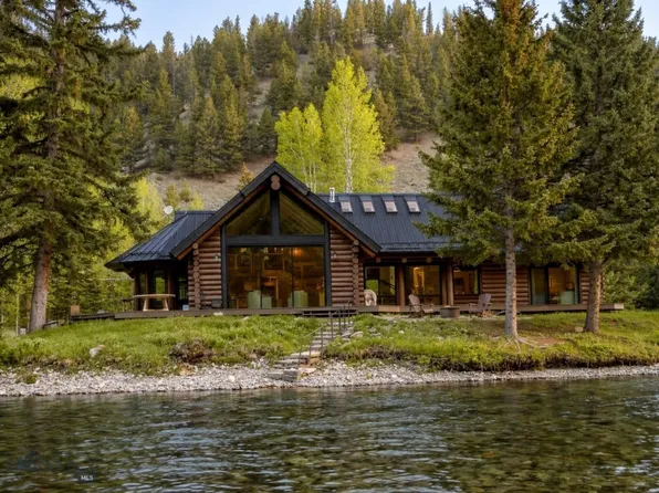 49622 Gallatin Rd, Gallatin Gateway, MT 59730