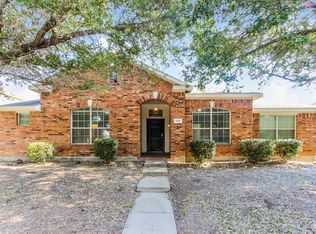 629 Camellia Dr, Glenn Heights, TX 75154