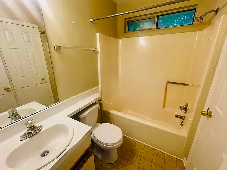 3607 McCuiston Rd #64 — Photo 2
