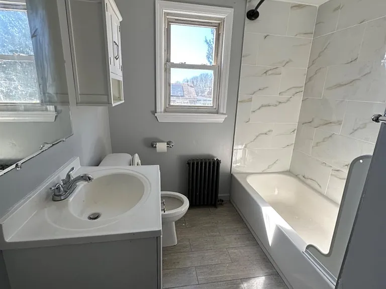 35 Lavern St #2 — Photo 9