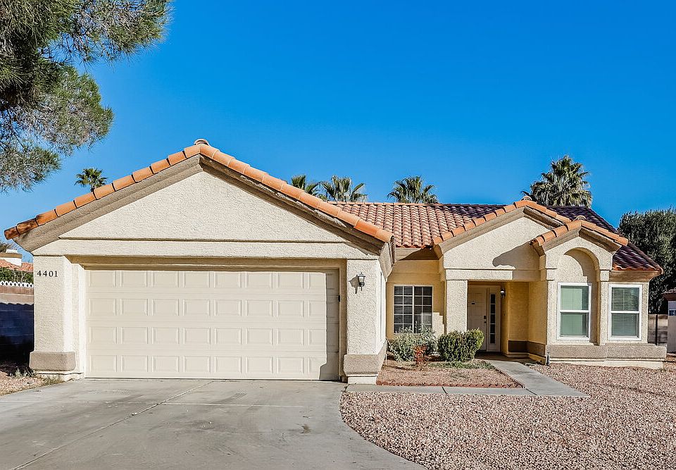 1st image of 4401 La Reina Cir