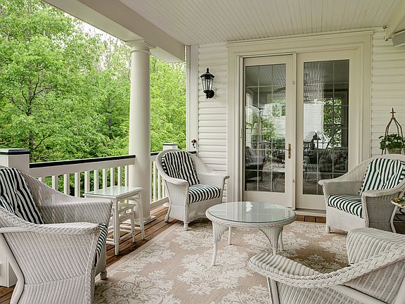 4th image of 5087 Oakmont Pl