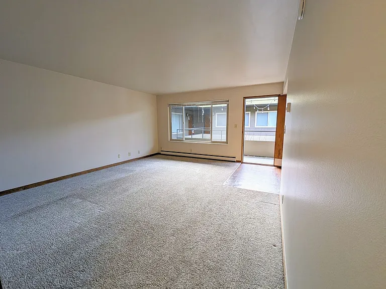 Welcome to Parkwood Apartments! — Photo 11