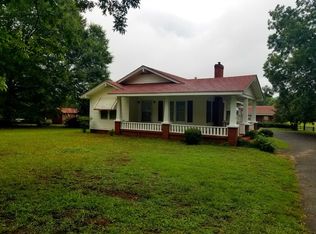 216 Jefferson St, Statham, GA 30666