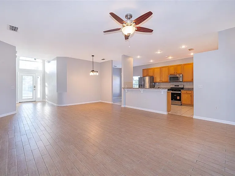 2505 Aster Cove Ln — Photo 7