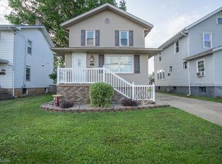 1135 Eastport Ave, Uhrichsville, OH 44683
