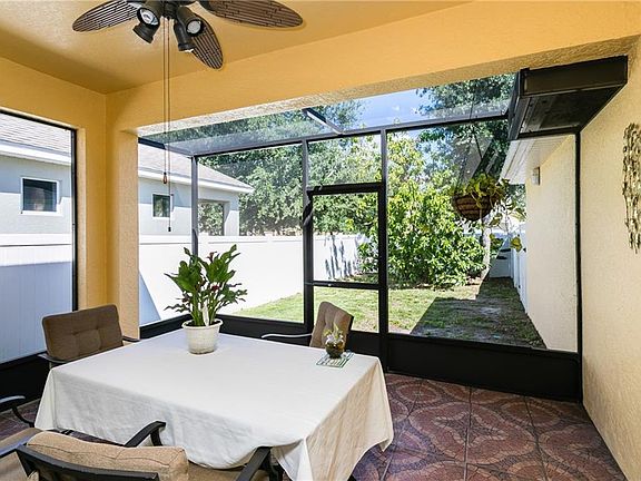 4th image of 2913 Wild Tamarind Blvd