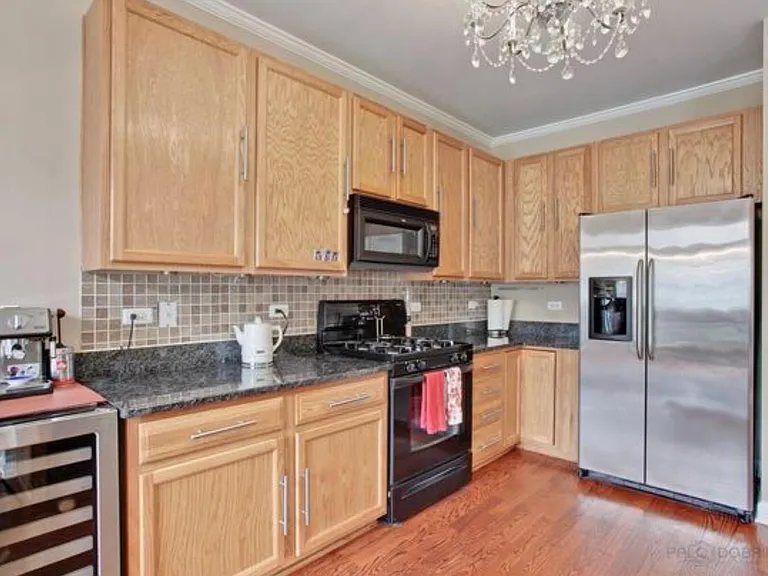 1903 Crenshaw Cir — Photo 11