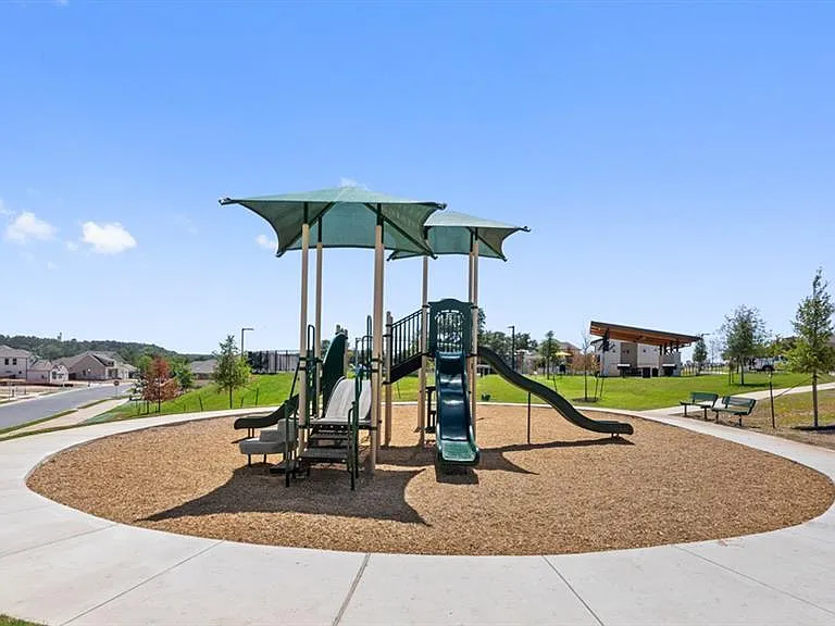 609 Silent Creek Cv — Photo 40
