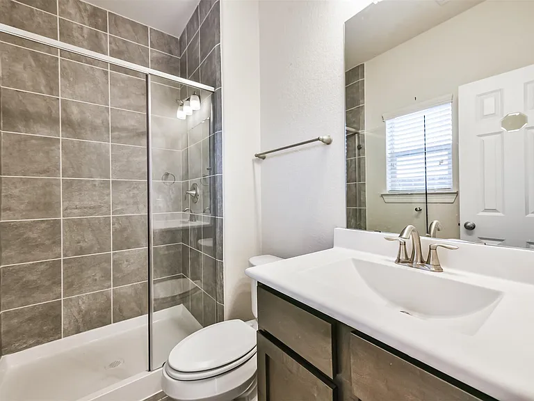 1504 Peyton Oaks Pl — Photo 10